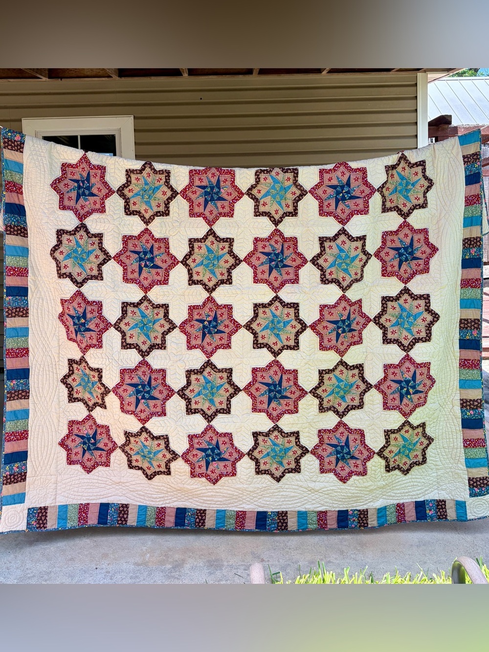 Vintage Pinewheel Star Quilt, 1980s Patchwork Quilt, 84x86”